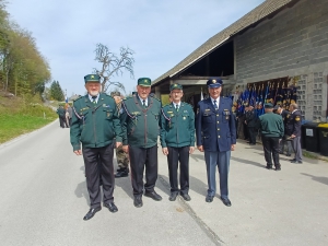 Praporaši OZVVS Litija Šmartno in društva SEVER Odbor Litija